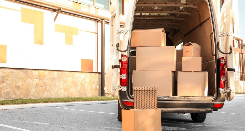 Почему перевозка негабаритных грузов через компанию — это выгодно?