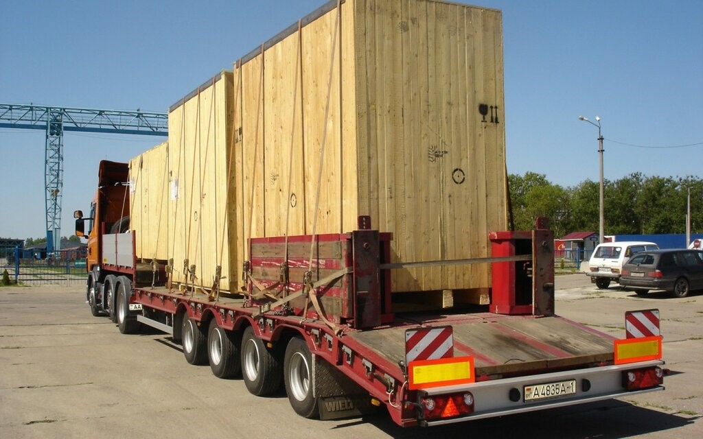 Почему транспортировку крупногабаритных грузов лучше доверить профессионалам